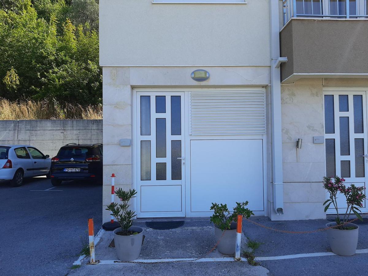 Rakocevic Apartments Petrovac المظهر الخارجي الصورة